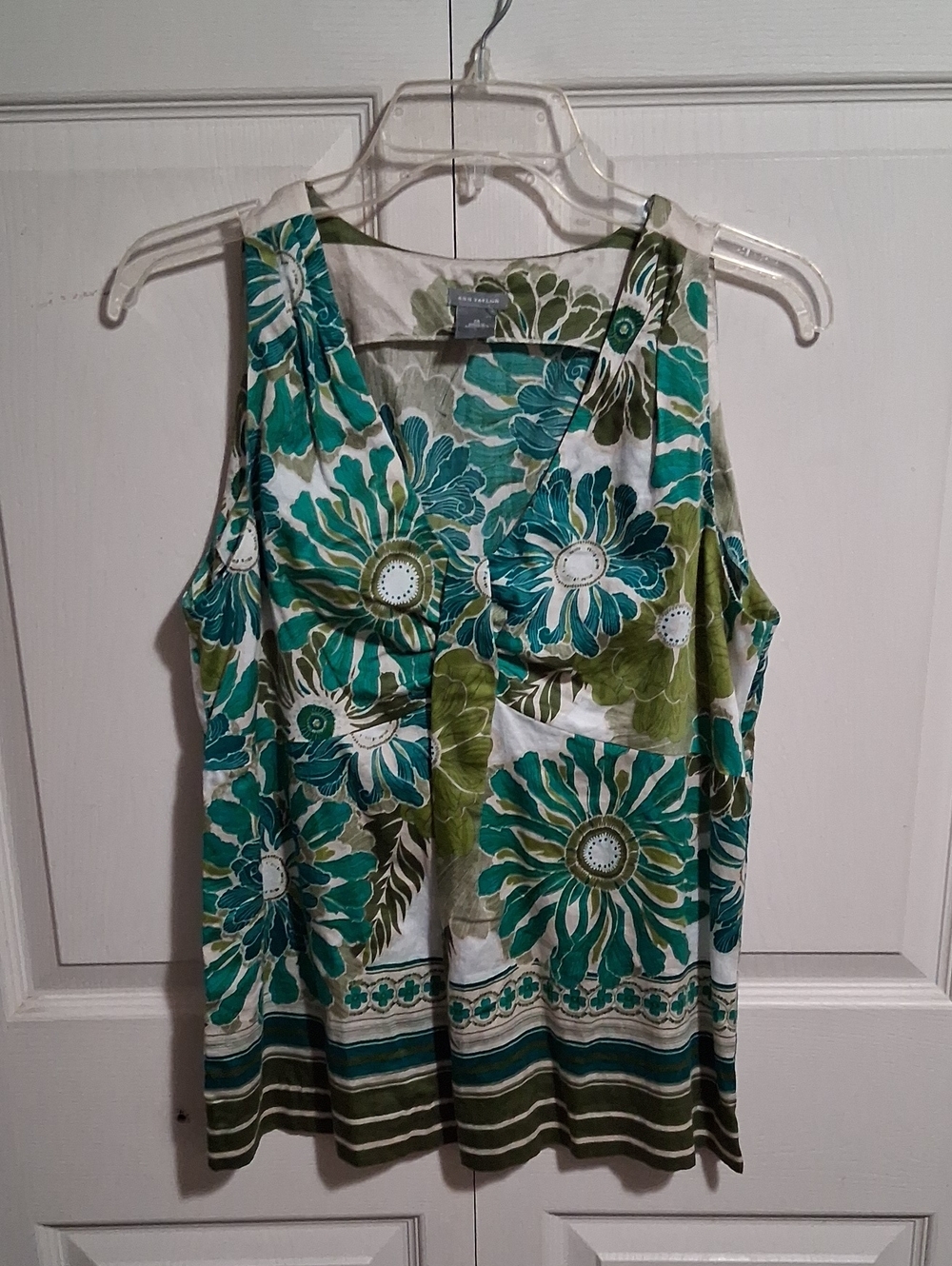 Ann Taylor Tropical Floral V-Neck Tank - 10 - Green Teal
